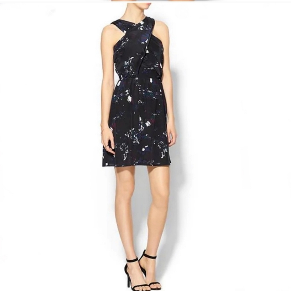Amour Vert Glaxay Silk Dress
